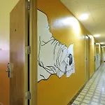 Equity Point Hostel Girona