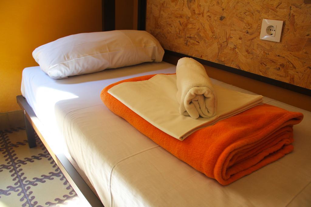 Hostal Equity Point Hostel Girona