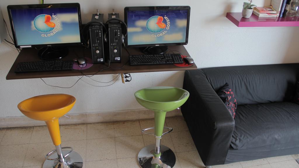 Equity Point Hostel Girona * Gerona